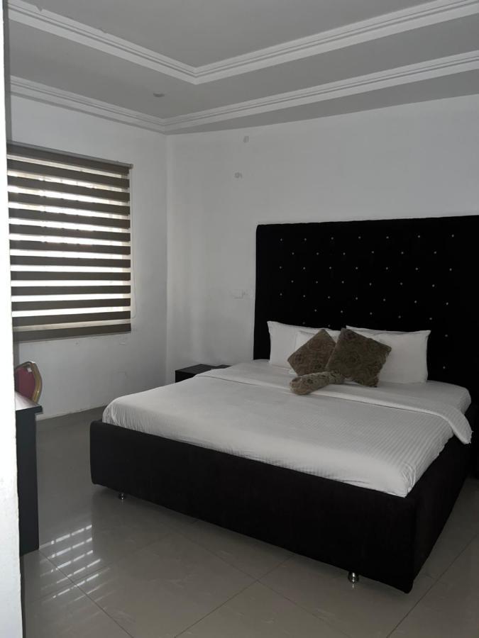 Grand Palazzo Hotel Gwarimpa Абуджа Екстериор снимка