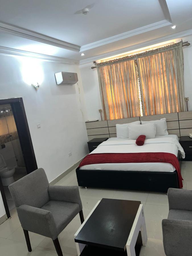 Grand Palazzo Hotel Gwarimpa Абуджа Екстериор снимка