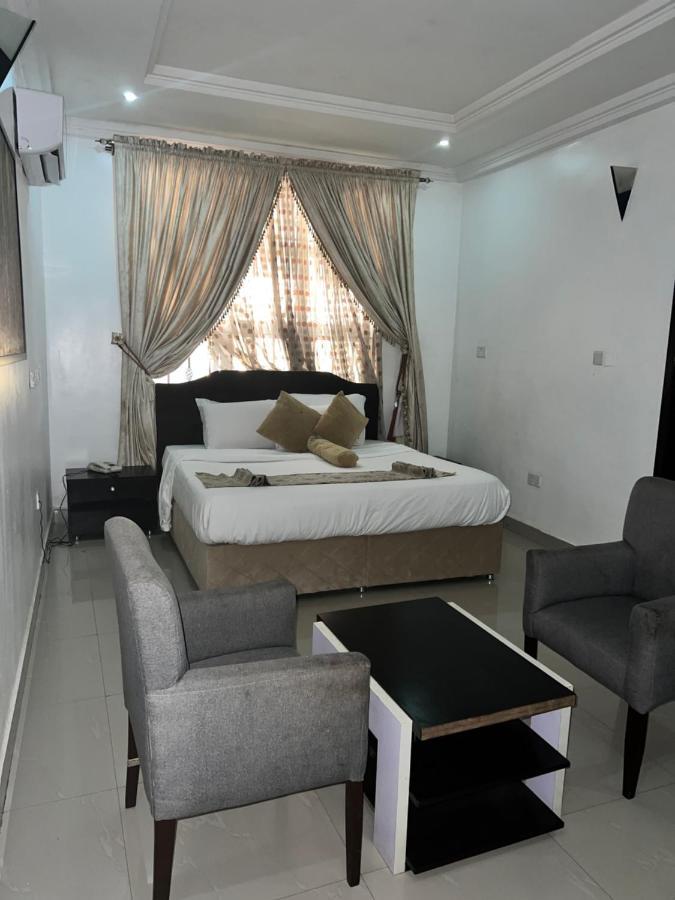 Grand Palazzo Hotel Gwarimpa Абуджа Екстериор снимка