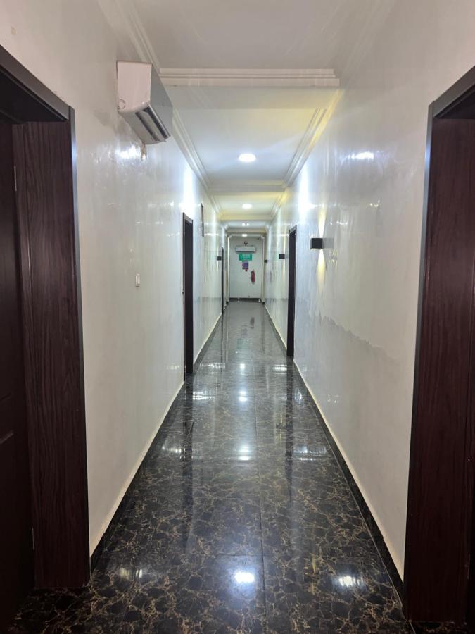 Grand Palazzo Hotel Gwarimpa Абуджа Екстериор снимка