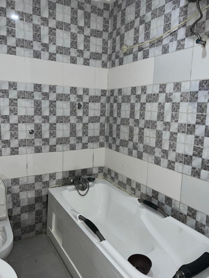Grand Palazzo Hotel Gwarimpa Абуджа Екстериор снимка