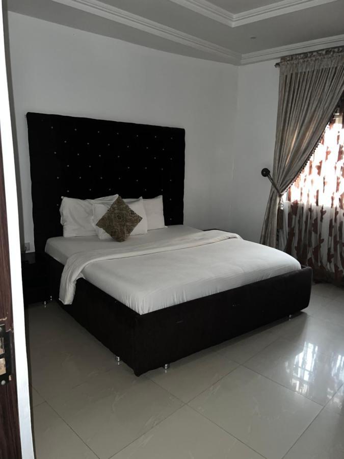 Grand Palazzo Hotel Gwarimpa Абуджа Екстериор снимка