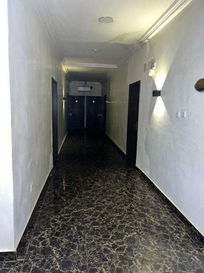 Grand Palazzo Hotel Gwarimpa Абуджа Екстериор снимка