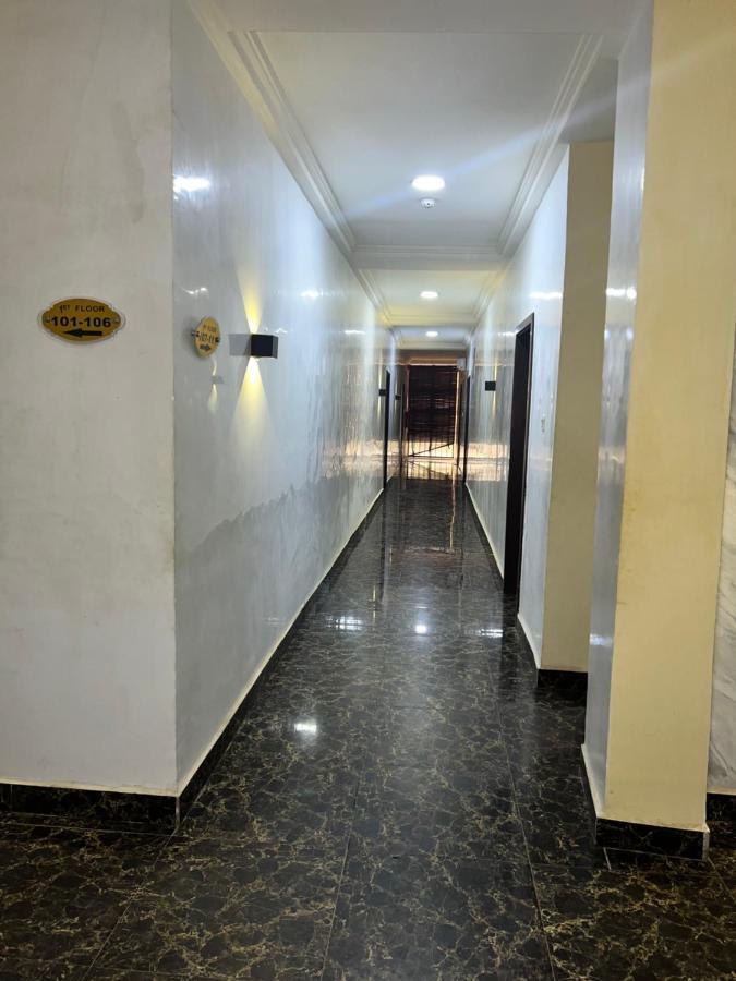 Grand Palazzo Hotel Gwarimpa Абуджа Екстериор снимка
