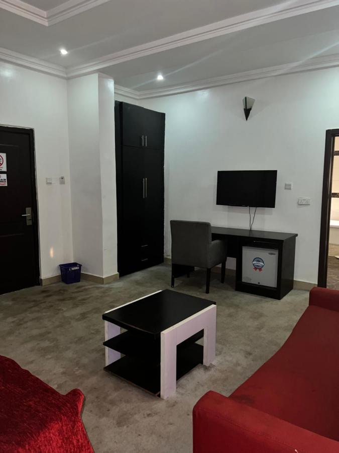 Grand Palazzo Hotel Gwarimpa Абуджа Екстериор снимка