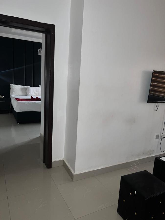 Grand Palazzo Hotel Gwarimpa Абуджа Екстериор снимка
